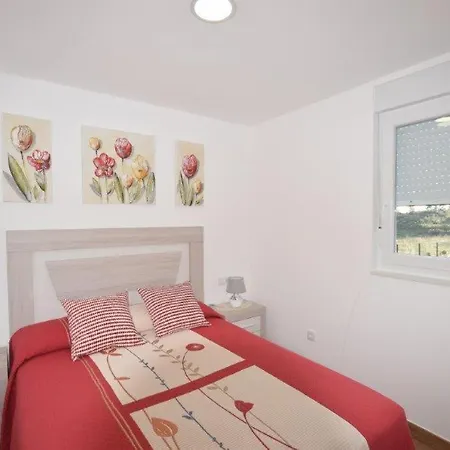 Holiday home Casa Caldebarcos, A 800 M De La Playa De Carnota